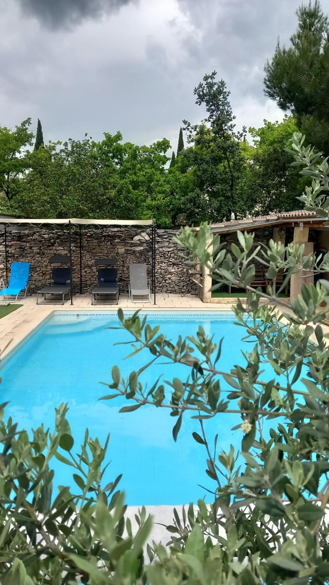 La Quietude De St Antoine - Piscine Privee Villa LʼIsle-sur-la-Sorgue Екстериор снимка